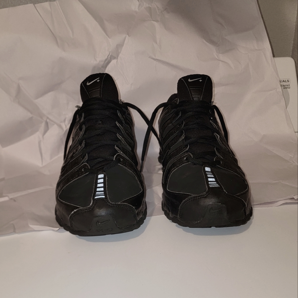 Nike shox size 10